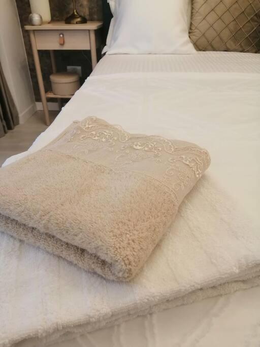 Апартаменты Apartament Unirii Бухарест Экстерьер фото