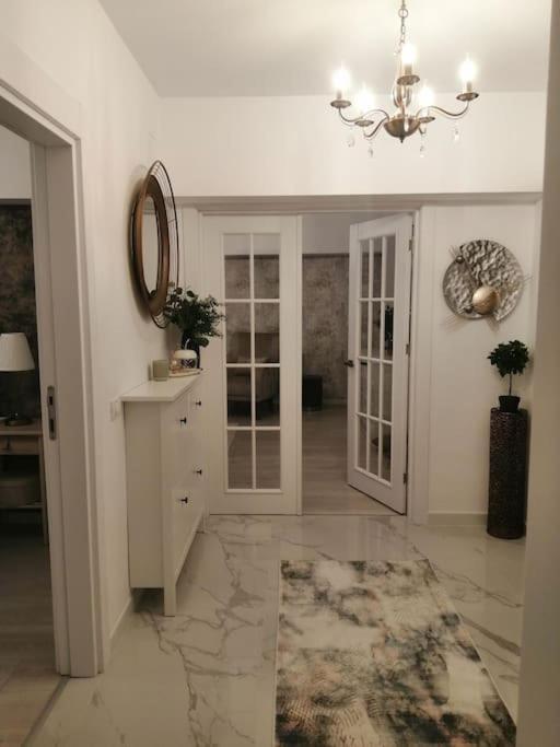 Апартаменты Apartament Unirii Бухарест Экстерьер фото